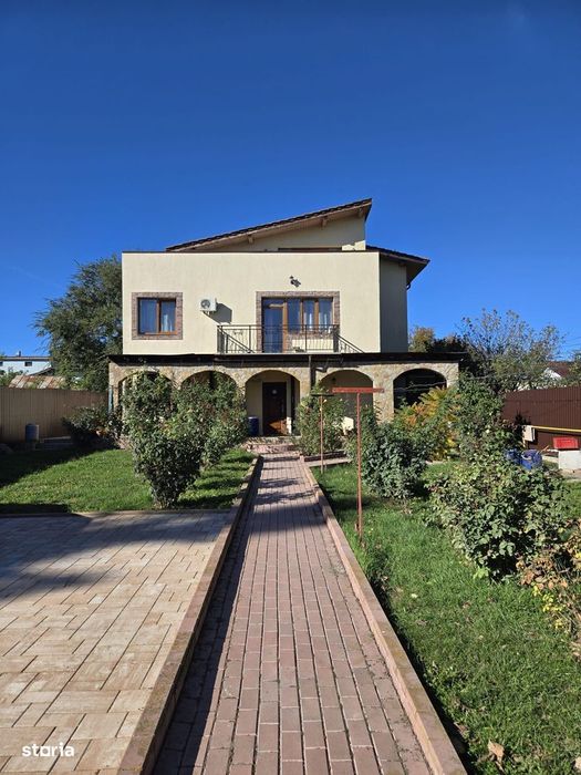 Vila Cu Spa Privat Si Teren Generos In Tunari