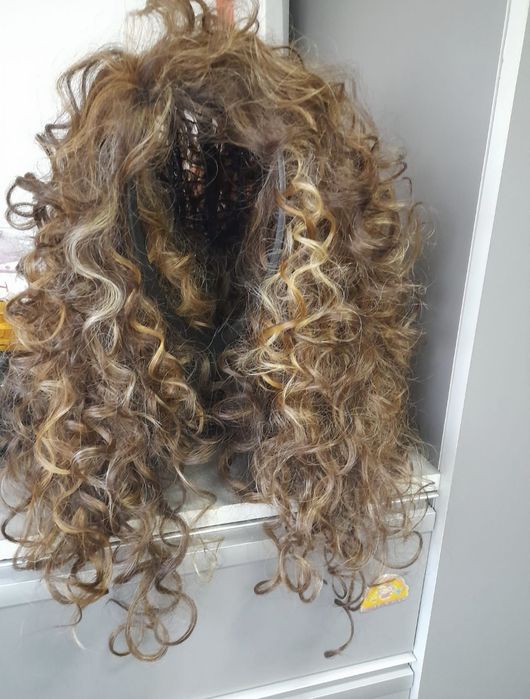 Oferta - Perucă din păr uman si fibre sintetice, blond Inchis