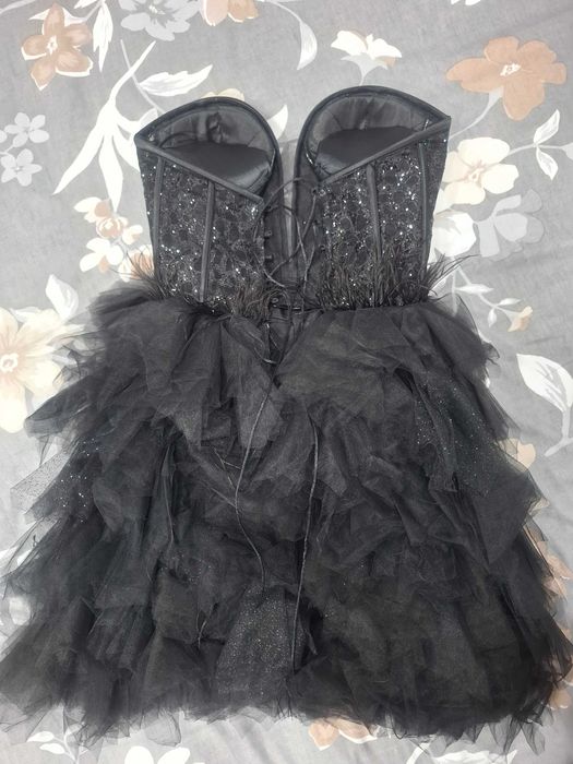 Абитуриентска рокля