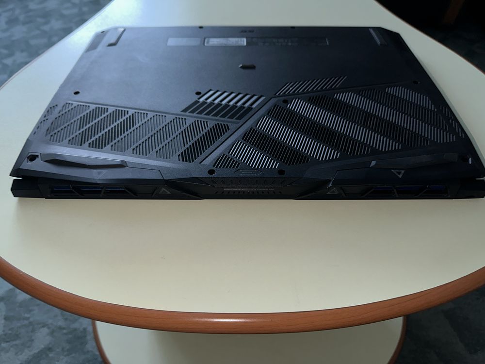 Vand Laptop Acer Predator Helios 300 (Preț negociabil)