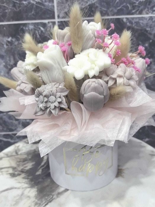 Луксозни восъчни букети