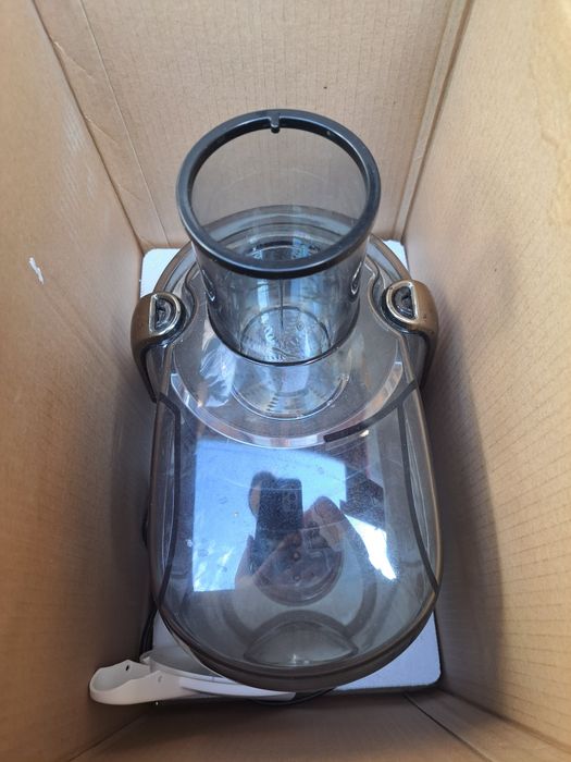 Vand storcator fructe legume nou Gorenje 800 W