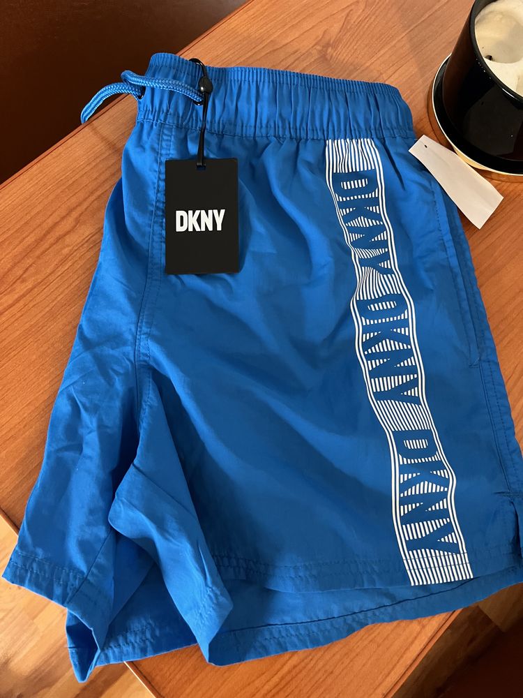 Short barbatesc DKNY