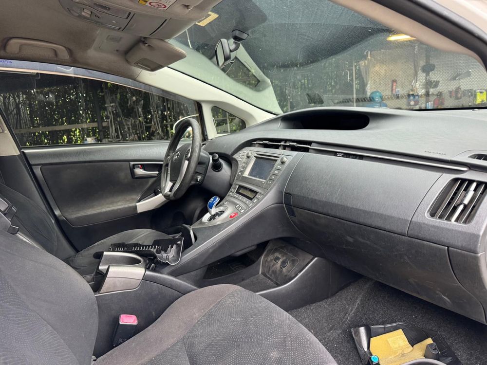 Piese Toyota Prius 3 1.8B Hybrid Facelift. 2011-2014. Volan stinga.