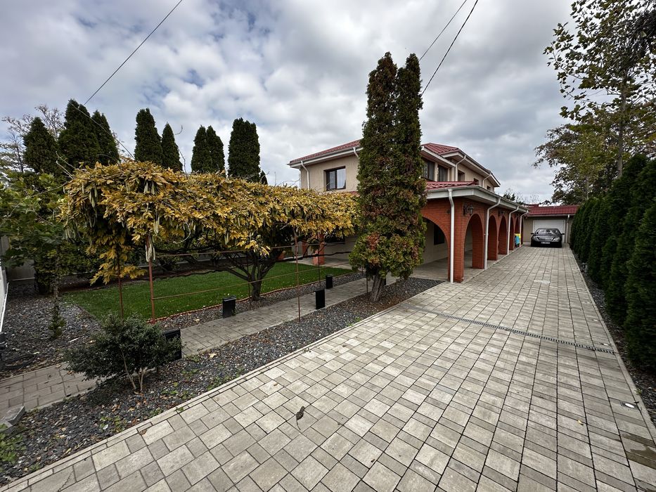 Inchiriez Vila Moderna 280mp Bariera Traian