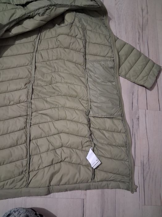 Geaca foarte ușoară și călduroasă!