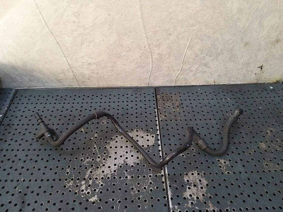 Conducta furtun vacuum 2.0 tdi audi a4 b9 8w 04l129456e