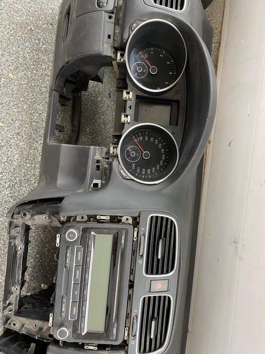 Plansa bord Volkswagen Golf 6  airbag sofer inclus