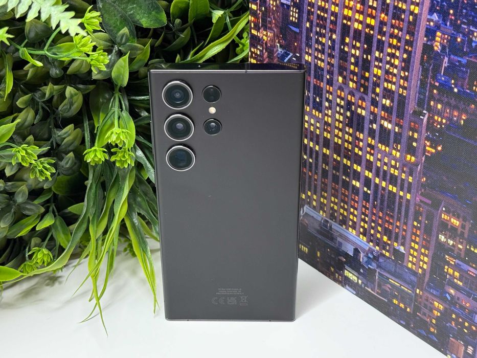 ! КаТо НоВ ! Samsung S23 Ultra 256GB Black Гаранция