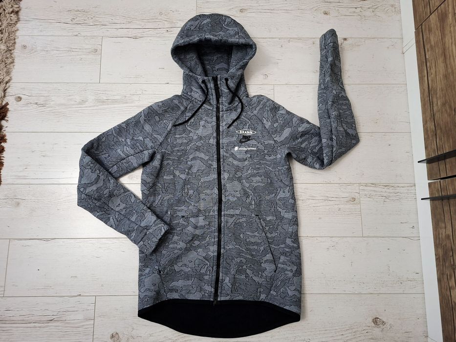 Nike Tech-Ориг. Горнище Ново!!!