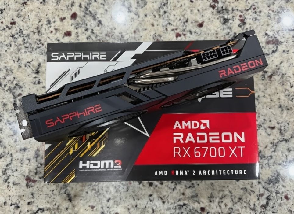 SAPPHIRE PULSE Radeon RX 6700 XT 12GB GDDR6 Placa Video Gaming AMD