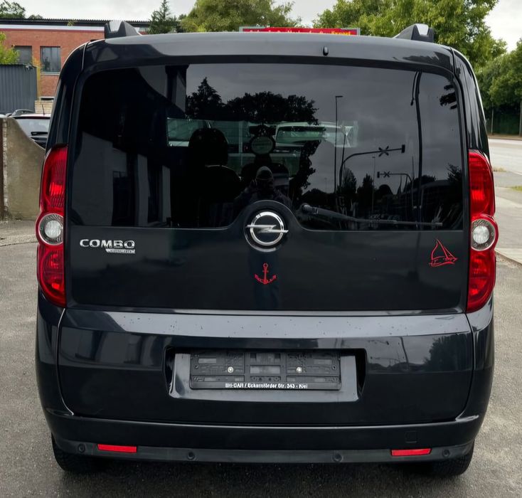 Dezmembrez piese Opel Combo D motor 2.0 cdti A20DT A20DTJ A20DTL