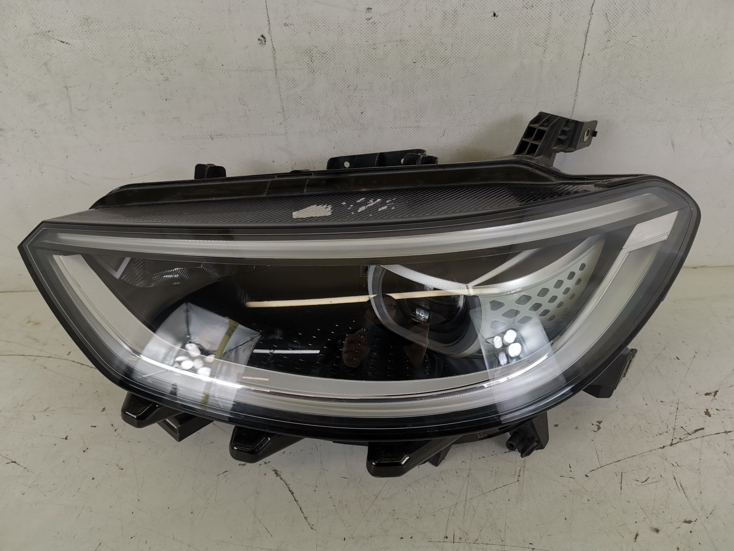 Фар Ляв Пълен Лед IQ Light Фолксваген / Volkswagen VW ID.3 1 2019 Ориг