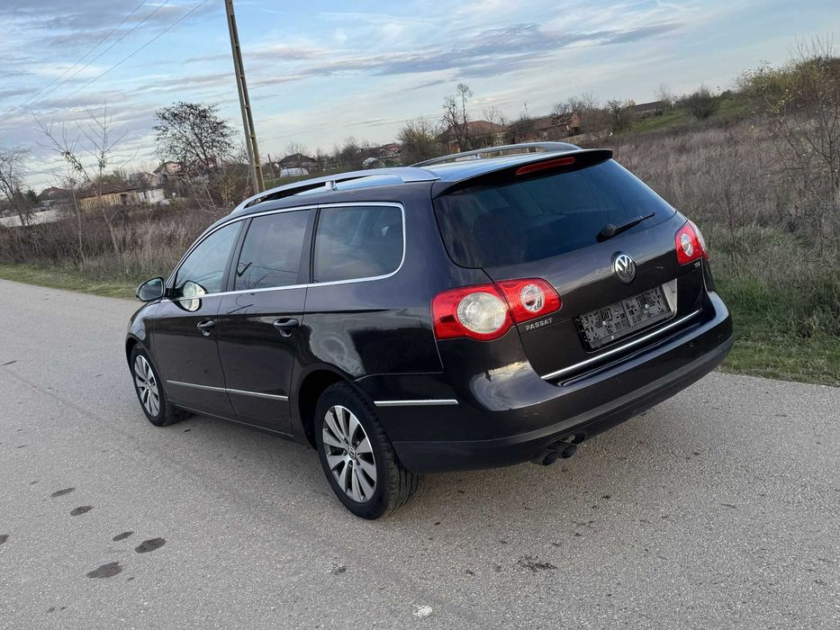 VW Passat 2.0TDI 2010 Euro5 • Clima • Trapă • Navi • Jante • Germania