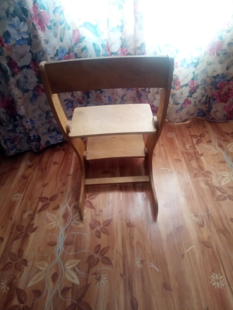 Продам растущий стульчик