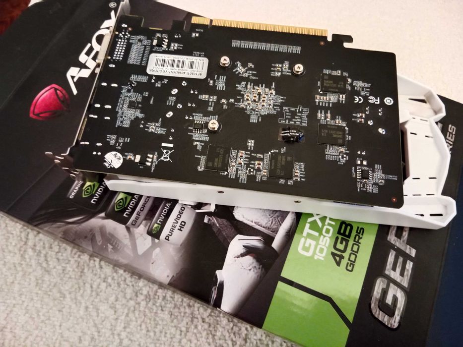 Видеокарта GeForce GTX 1050 Ti 4 Gb DDR5