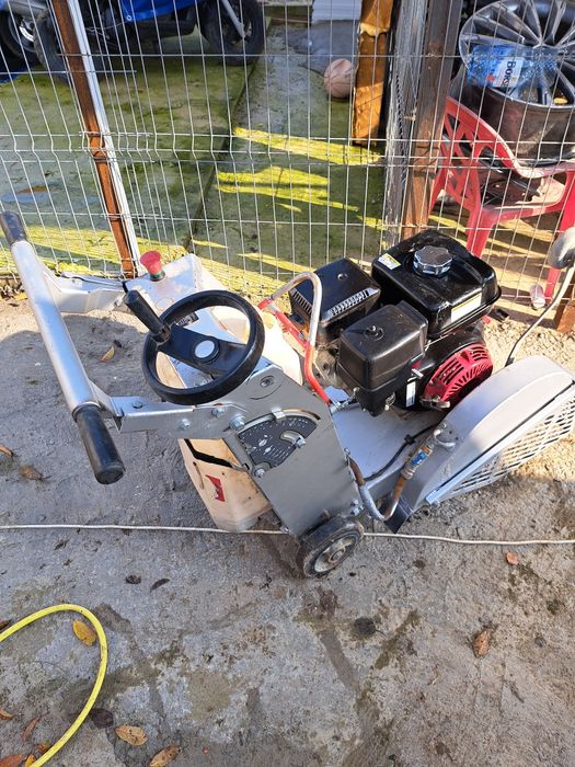 Masina de Tăiat Asfalt Husqvarna 2022