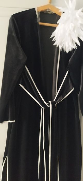 Шапан черный велюр классический на выход