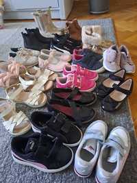 Adidasi, sandale, pantofi, ghete