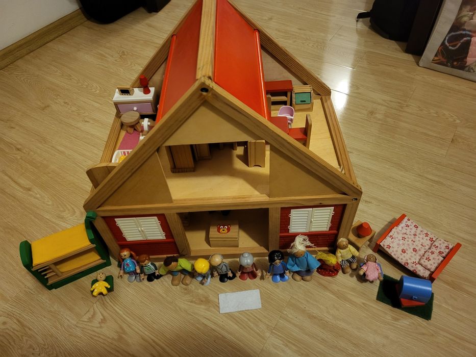 Căsuța din lemn pt copii Lidl