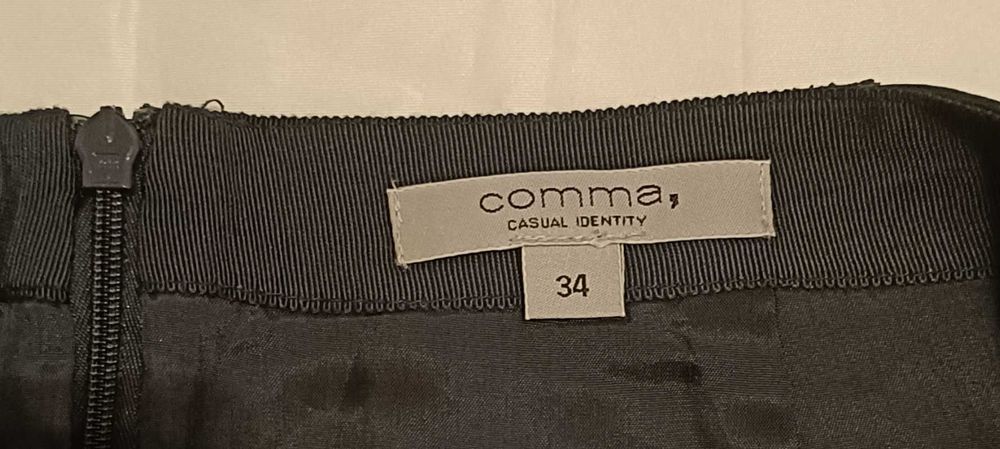 Fustă de damă, culoarea alb cu albastru