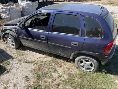 opel corsa b 1.0 12v бензин  НА ЧАСТИ !