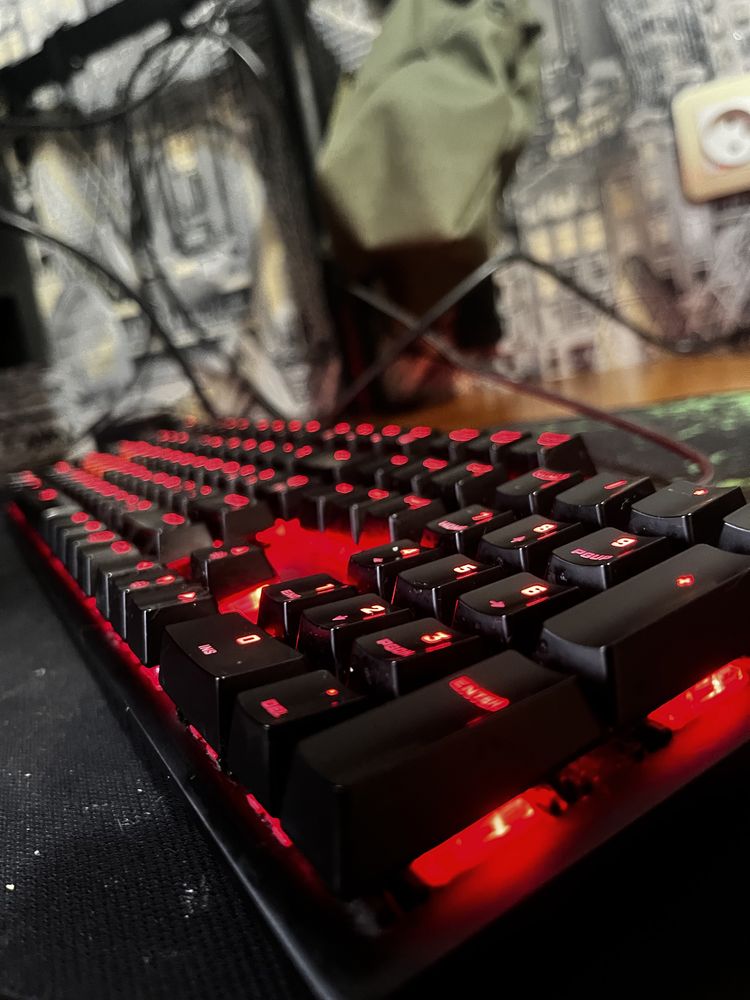 Механическая клавиатура HyperX Alloy Origins 100%