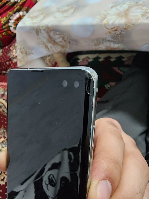 Samsung Galaxy S10 + 8/128 2 ta sim kartalik Vietnam