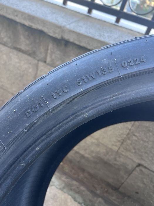 Гуми за BMW 275/35ZR20