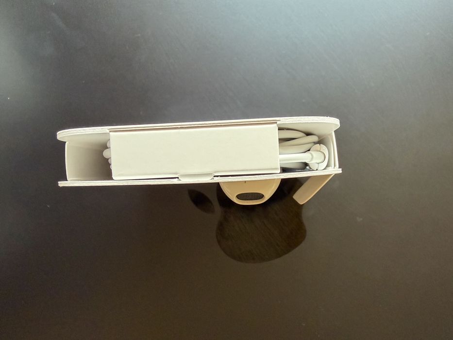 Оригинални Apple EarPods с Lightning конектор