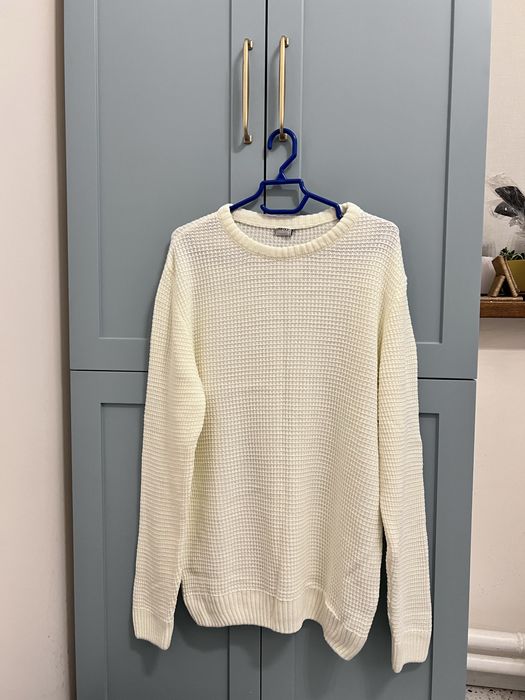 Свитер белый, мужской Defacto