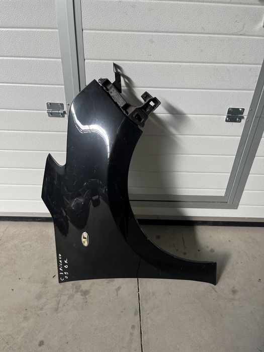 Aripă / Aripi stânga - dreapta Citroen C3 Picasso 2009