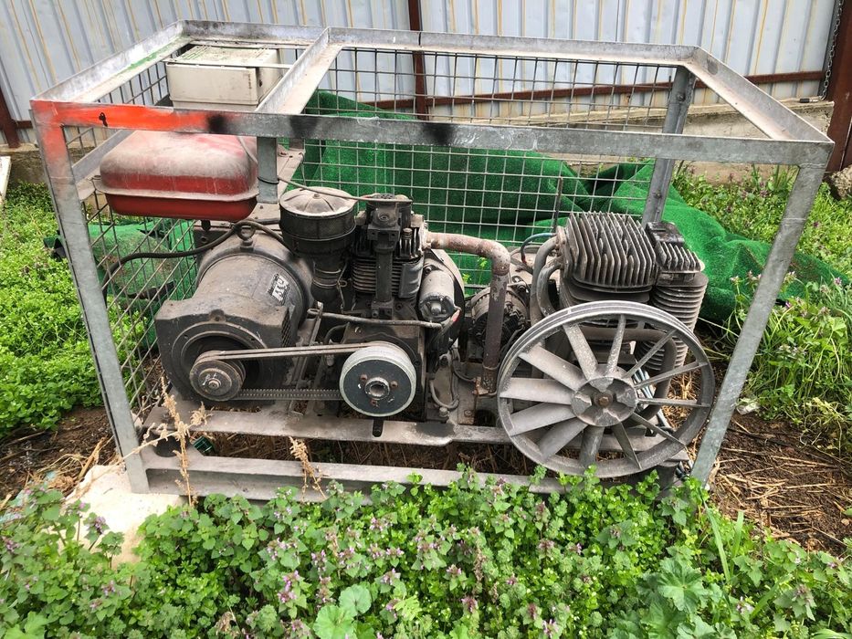 Vând compresor-generator