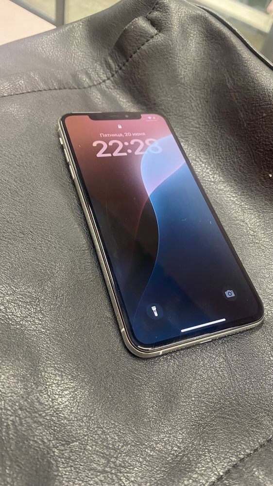 Продаю или обмен iPhone XS MAX