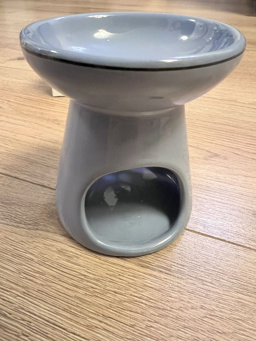 Керамична арома лампа + 3 етерични масла