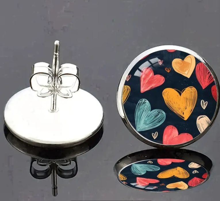 Елегантни обеци сърца