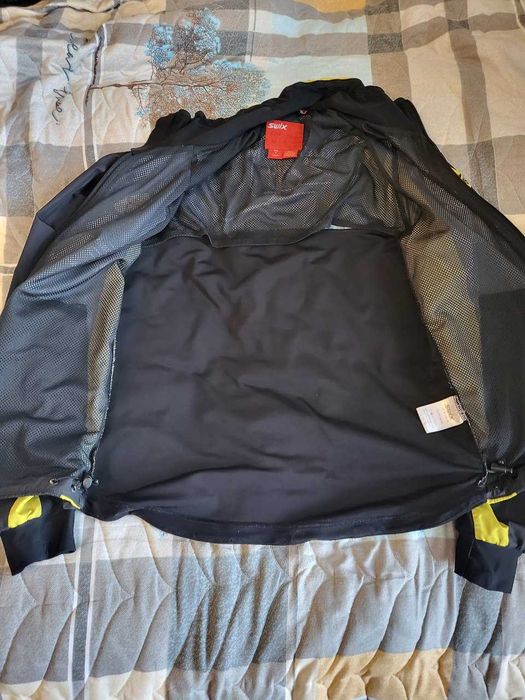 ветровка, лыжная куртка swix