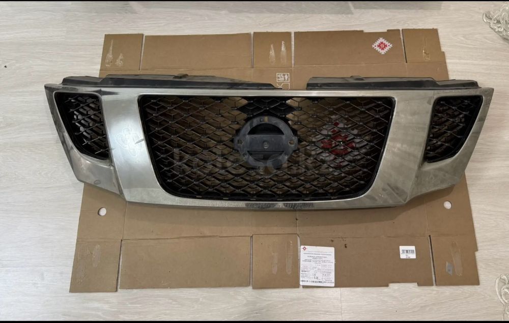 Продам решетку Patrol