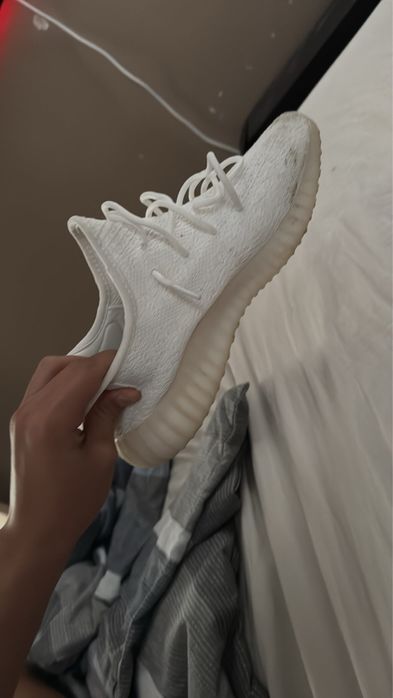 Vand yeezy albi originali