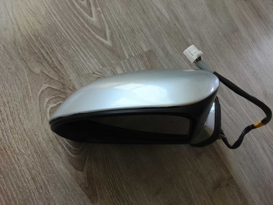 Ляво странично огледало за Тойота Авенсис Т27