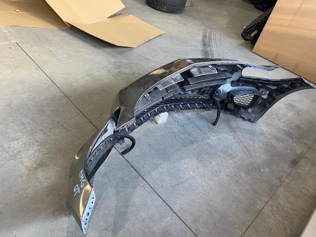 Bara fata complecta Mercedes GT AMG