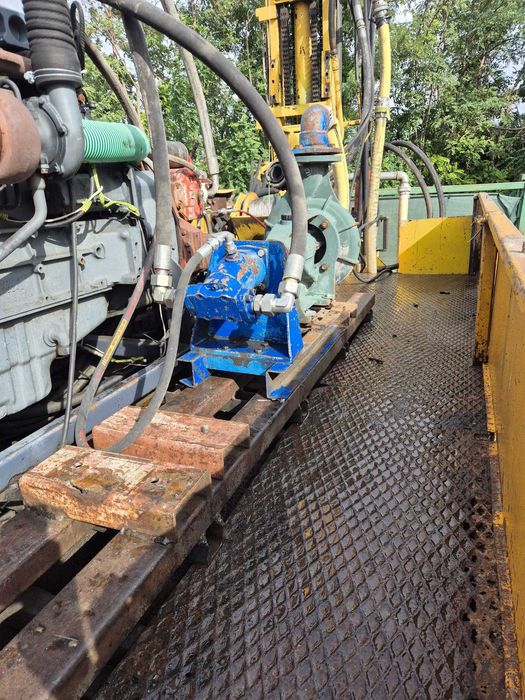 Instalatie de forat puturi