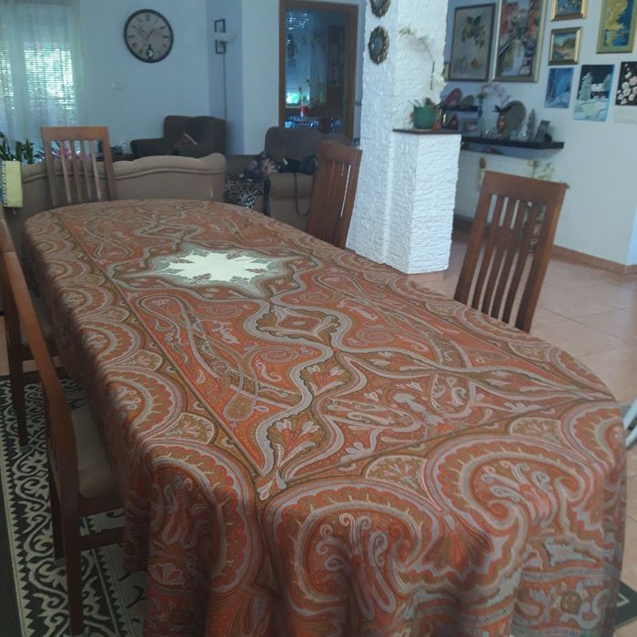 Fata de masa eleganta