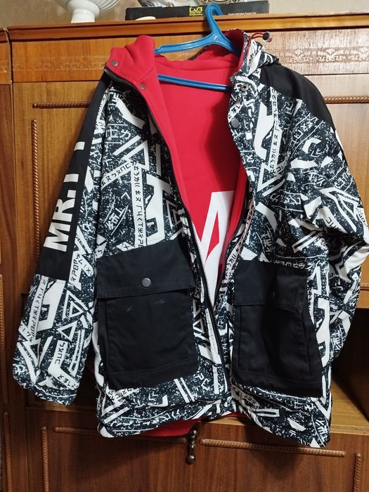 Куртки зимние . Состояние хорошее долго не носились