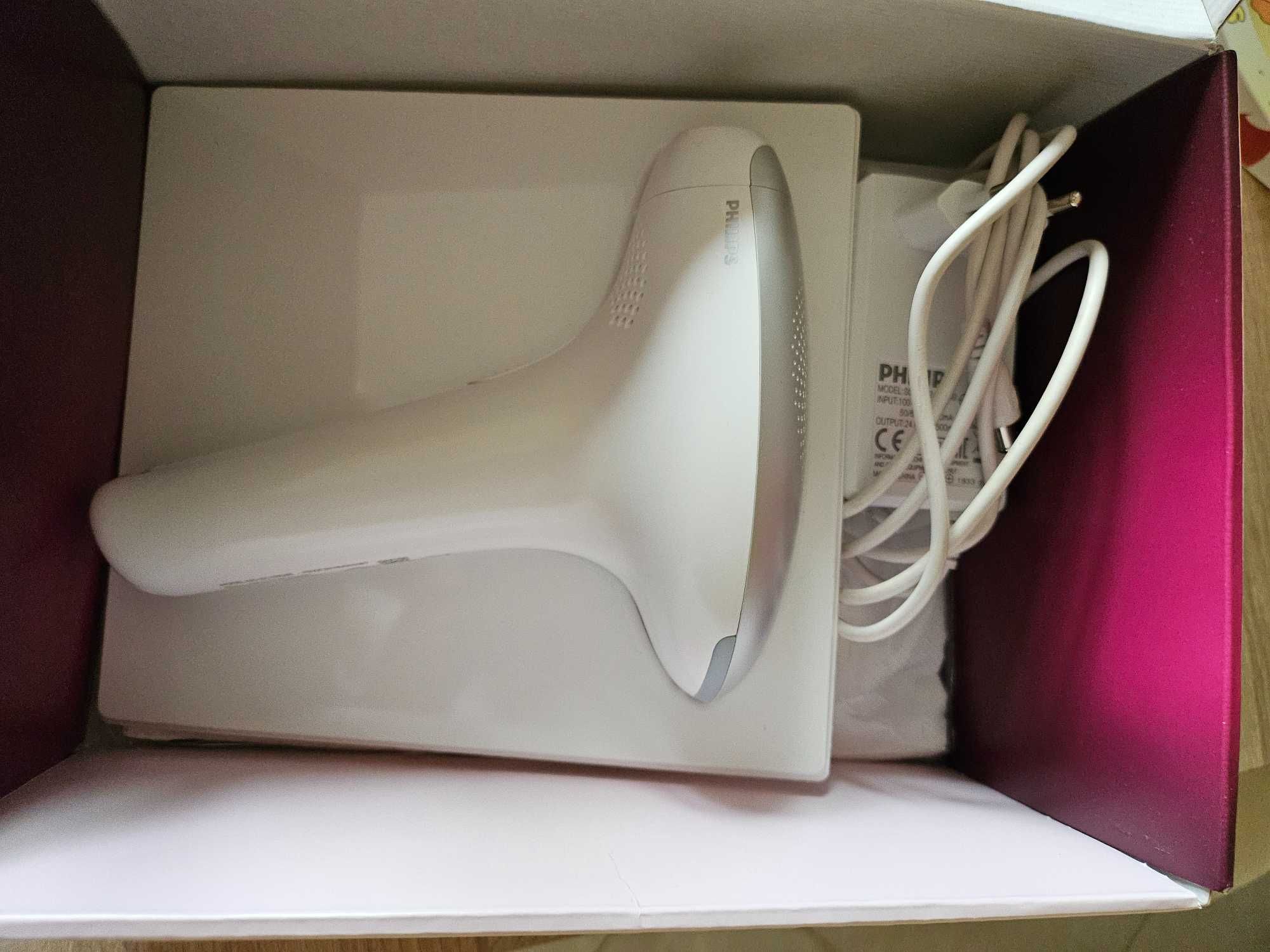 Фотоепилатор Philips Lumea SC 1995