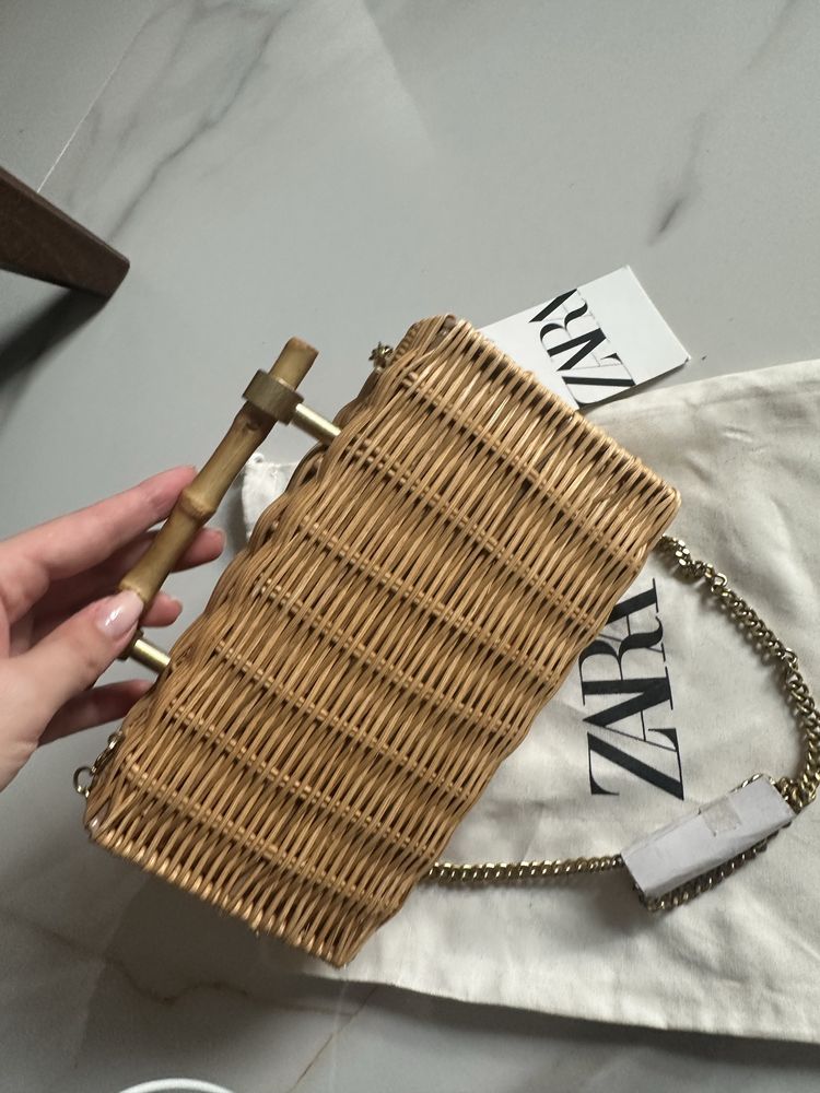 Плетена лягна чанта на Zara, малка чанта клъч