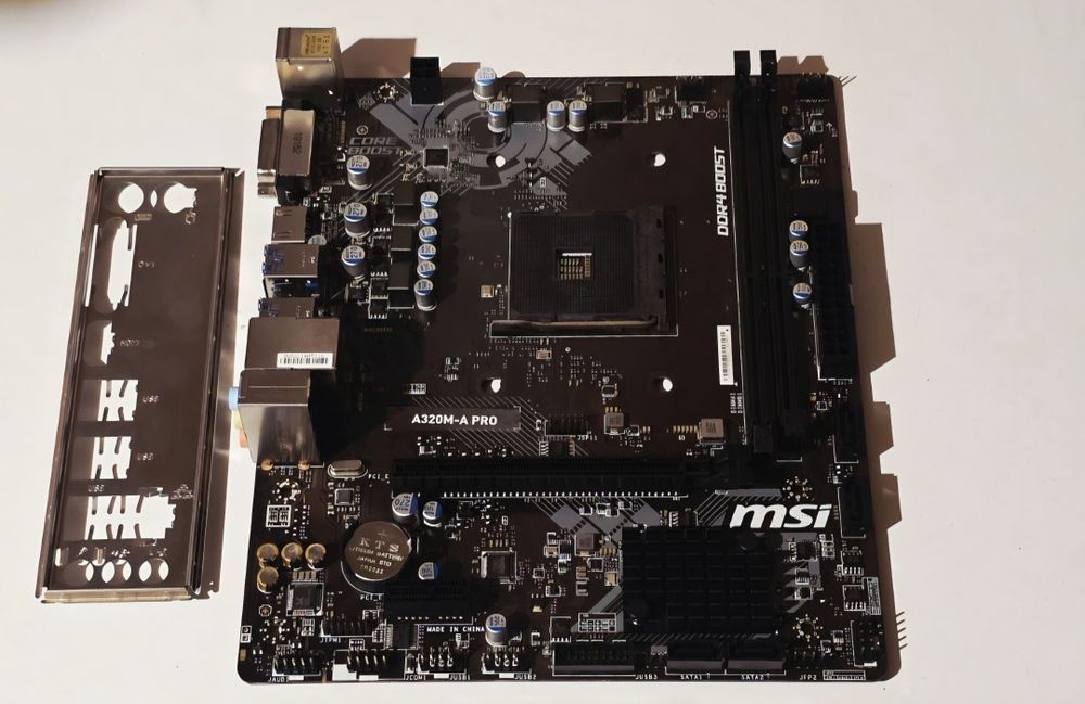 Kit gaming Ryzen 5 3600X 4.4GHz 12CPUs 16GB RAM 3200MHZ MSI A Pro MB