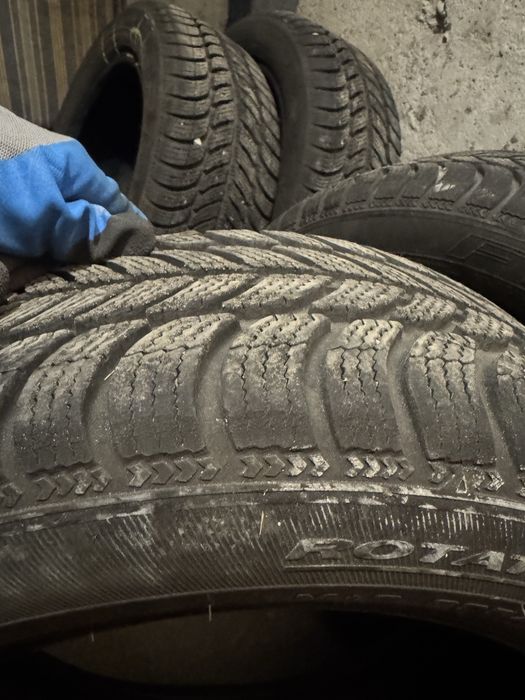 Зимни гуми 205/55/16 дот 23 Debica Frigo