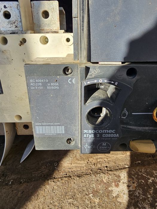 Vând switch inversor de surse motorizat Socomec Atys 3 CD 800A