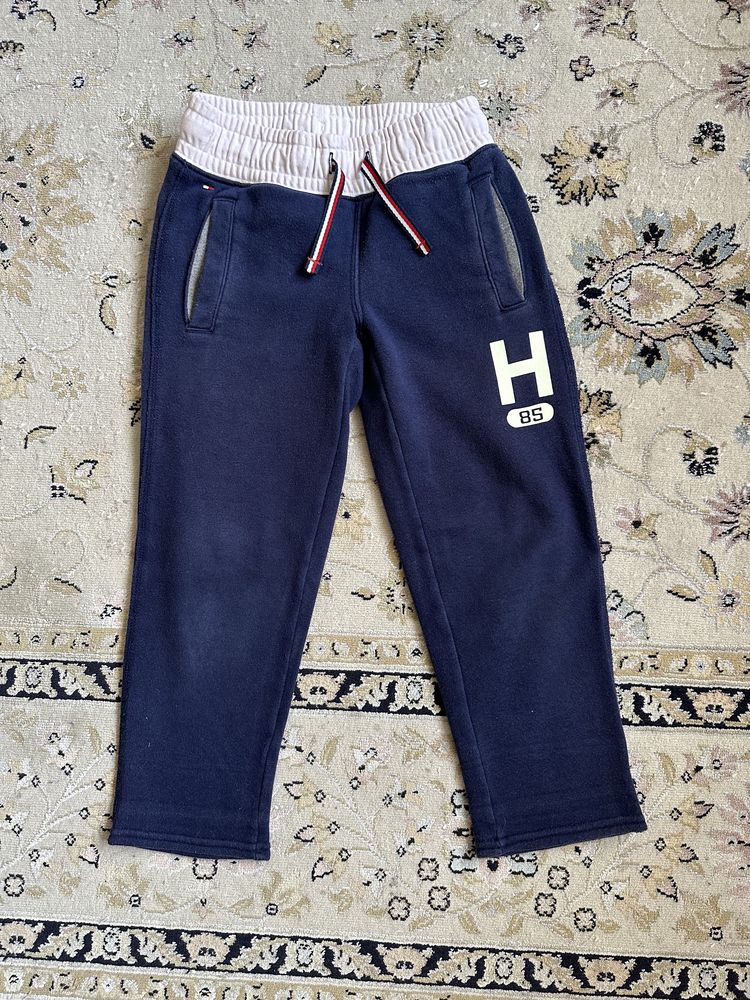 pantaloni tommy hilfiger 4-5 ani